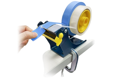 Tapedispenser til 50 mm pakketape. Fastgøres på bord.